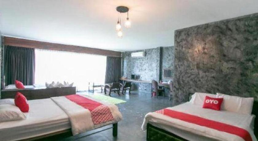 Oyo 75374 Baan Rak Mai Hotel Kanchanaburi Eksteriør billede